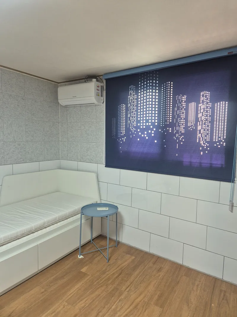 [Seodaemun, Seoul] Hongje-dong Hongjecheon two-room semi-basement 4