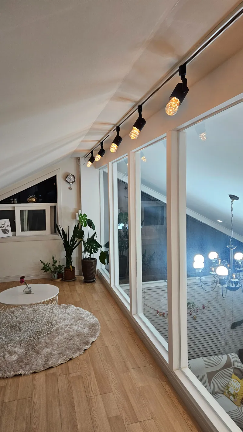 [Yangsan] Yangsan, Gyeongnam Province - Yangsan Station/Newly built duplex. 50 pyeong (approximately 160 sq ft). 3 bedrooms. 2 living rooms. 3 bathrooms. 64