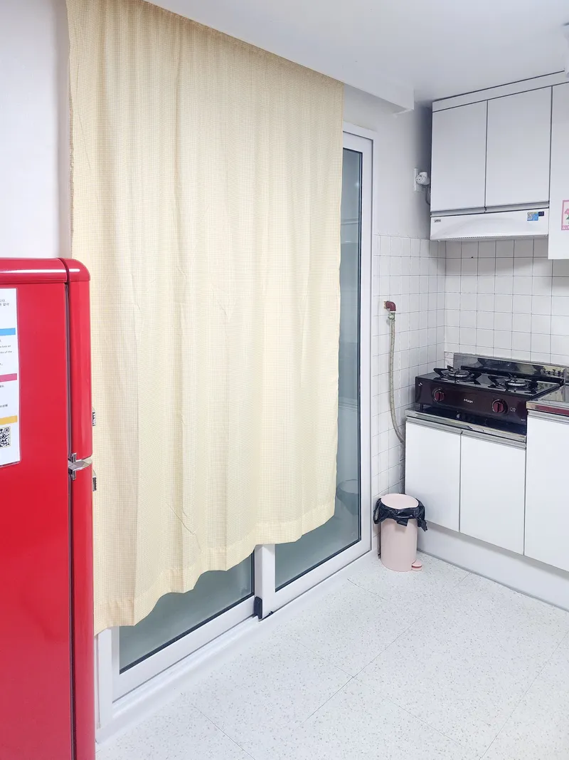 [Yongsan, Seoul] Itaewon Station Area! Clean Two-Room House #Friends 26