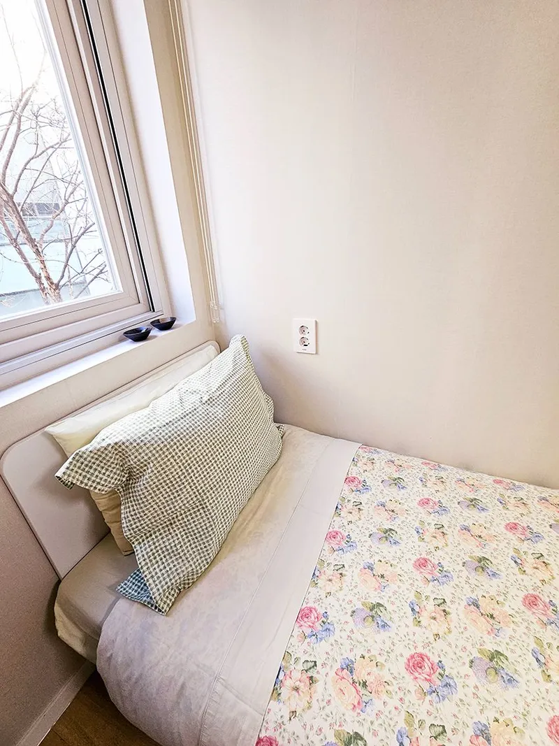 [Jongno, Seoul] Daehakro Full-option Room 304, 1 minute walk from Hyehwa Station, Seoul National University Hospital Sungkyunkwan Shuttle 6