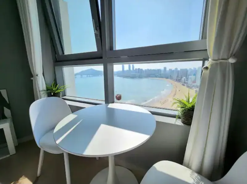 [Suyeong, Busan] A hot place, emotional accommodation just 1 minute from the beach 16