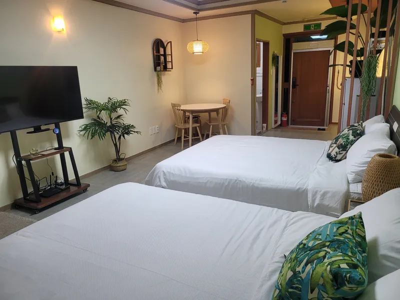 [Aewol, Jeju] 2 Queen Beds, Comfortable 15-Pyeong Usable Area, Terrace, Lawn Yard, BBQ 6