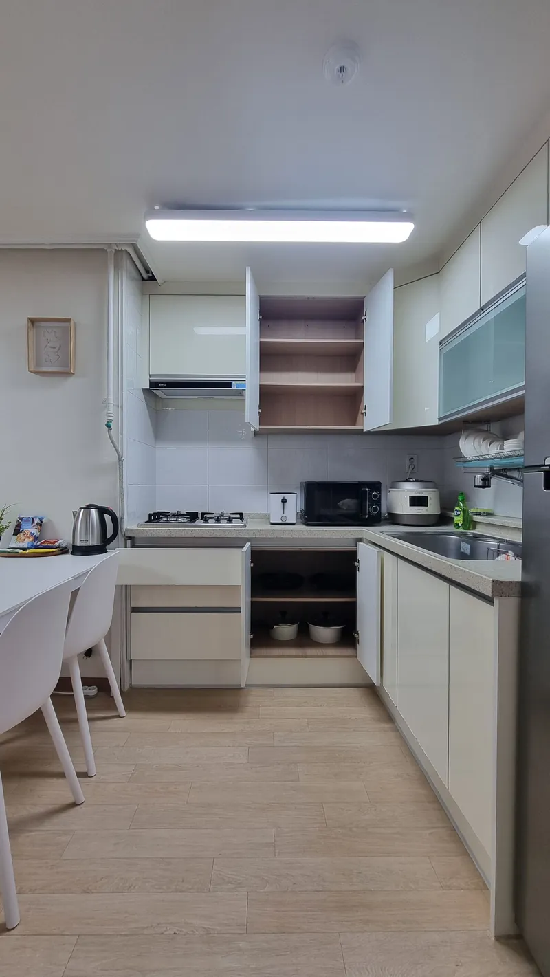 [Pyeongtaek] Just come, 3-room, full parking option 12