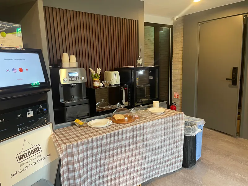 [Chuncheon] 5 minutes by car from downtown Chuncheon / Safe and clean accommodations in the city center 8