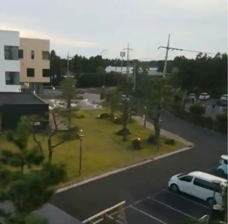 [Topyeong-dong, Seogwipo] Hotel-style one-room with an ocean view 11