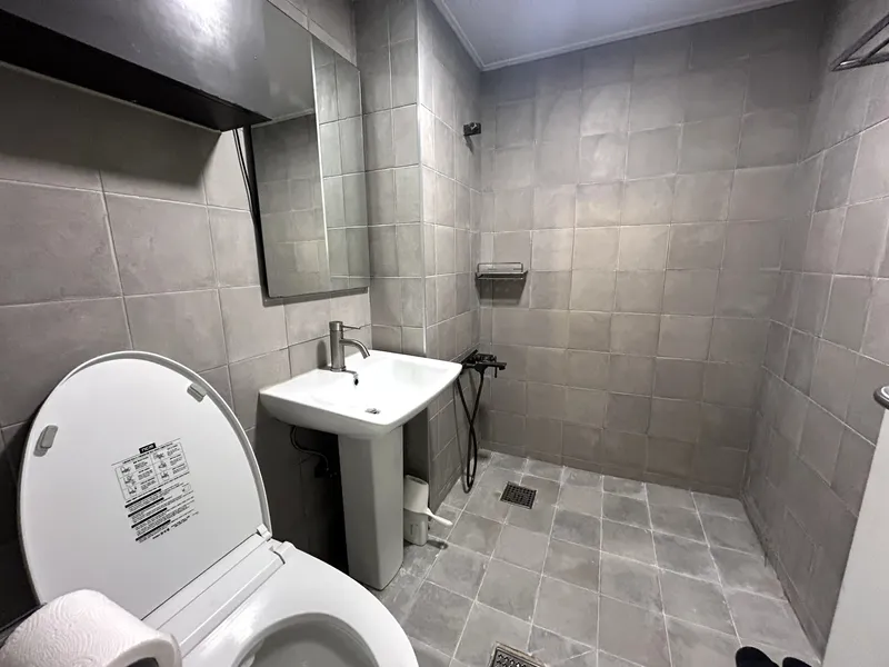 [Jongno, Seoul] Studio type accommodation in a quiet residential area of Seochon #1.5th floor 6