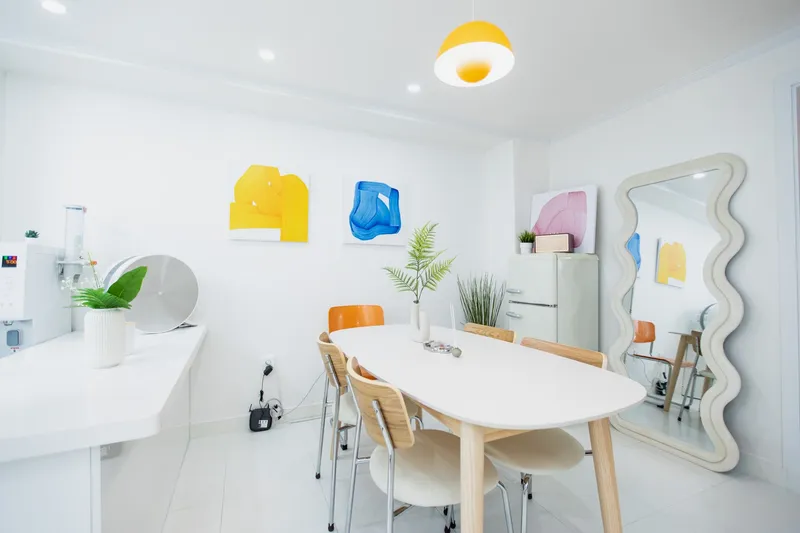 [Seodaemun, Seoul] 5-minute walk from Sinchon Station (Line 2) 18