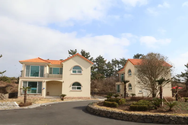 [제주 한림][제주 협재] 협재해변 도보5분 쓰리룸 독채 17