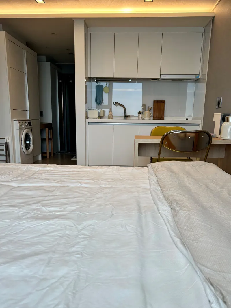 [제주 도두일동] 한조각의바다#고층오션뷰#감성숙소#풀옵션원룸 2
