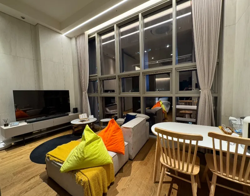 [Gangnam, Seoul] Large beam projector with a full view of downtown Tehran, 2 minutes from COEX Samseong Station 4
