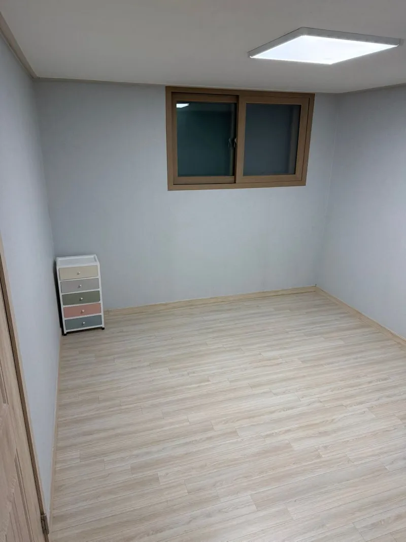 [서울 관악] 역세권 평수 넓고 채광좋은 쓰리룸 애견동반가능 5