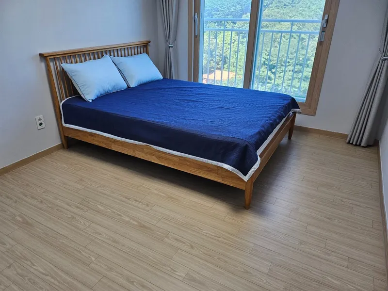 [Gangneung] New Ocean View Apartment, 34 Pyeong, Fully Furnished Three-Room, 8th Floor / 5-Minute Walk to the Sea 5