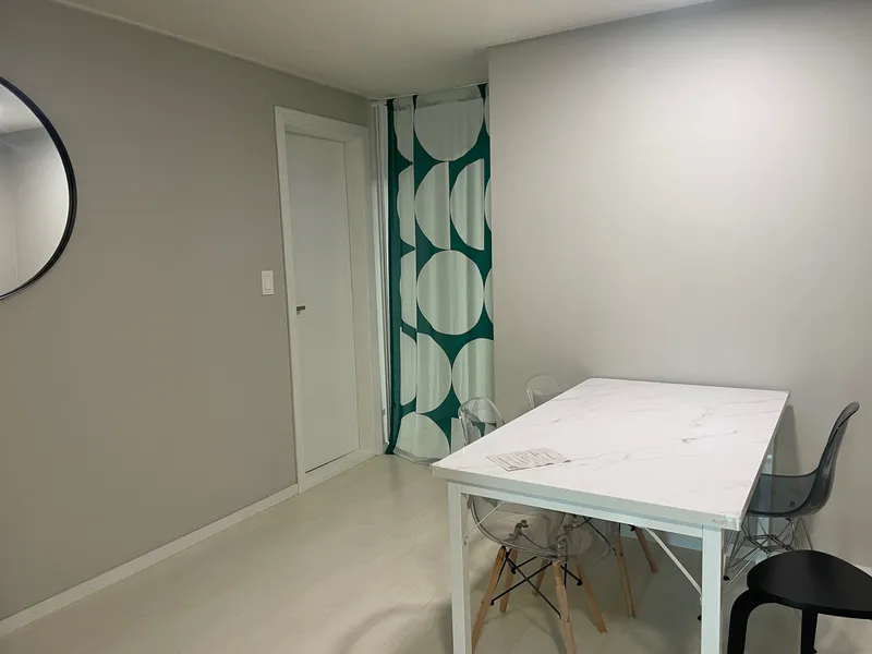 [Guro, Seoul] Sindorim Objet Apartment 15