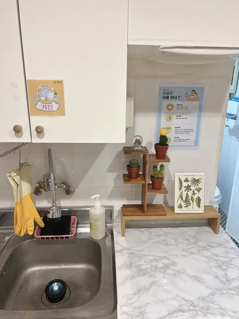 [Bucheon] 3-minute walk from Bucheon Station / Free laundry / Self check-in / Soft and spacious bed 8