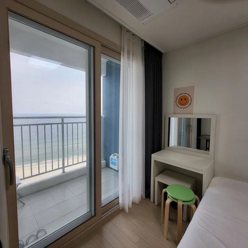 [Yangyang] E7-10/1. High-rise ocean view. Full options. Bed sunrise. Close to Yangridan-gil. OTT available. 21