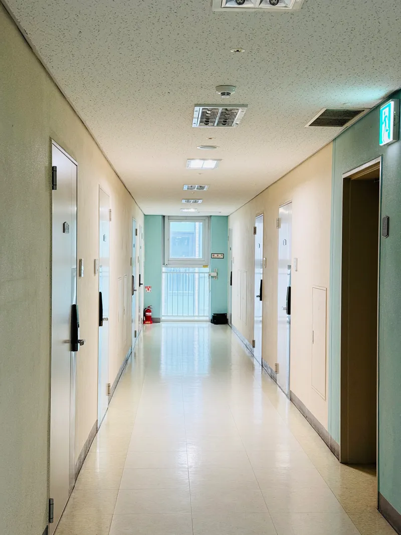 [Seongnam] 5 minutes walk from Jeongja Station! Pangyo Station, Jeongja-dong hot place location! 25