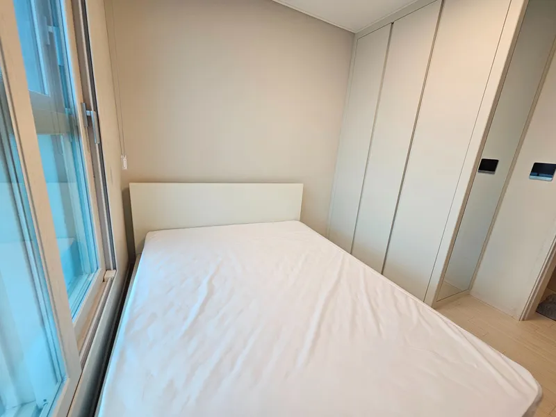 [Seohae, Incheon] Cheongna Two-Room Apartment with Unobstructed Ocean View 7