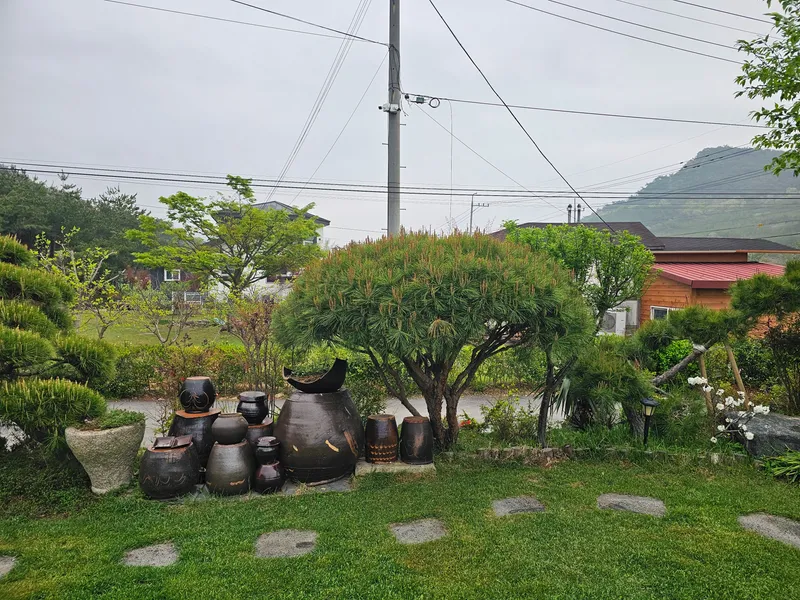[Buan] A secluded, rural, single-family Hanok house with a spacious yard on the Byeonsan Peninsula #Dogs Allowed 35