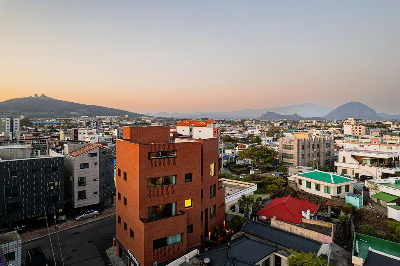 [Daejeong, Seogwipo] Entire 4th floor accommodation with a view of the ocean and Sanbangsan Mountain 55