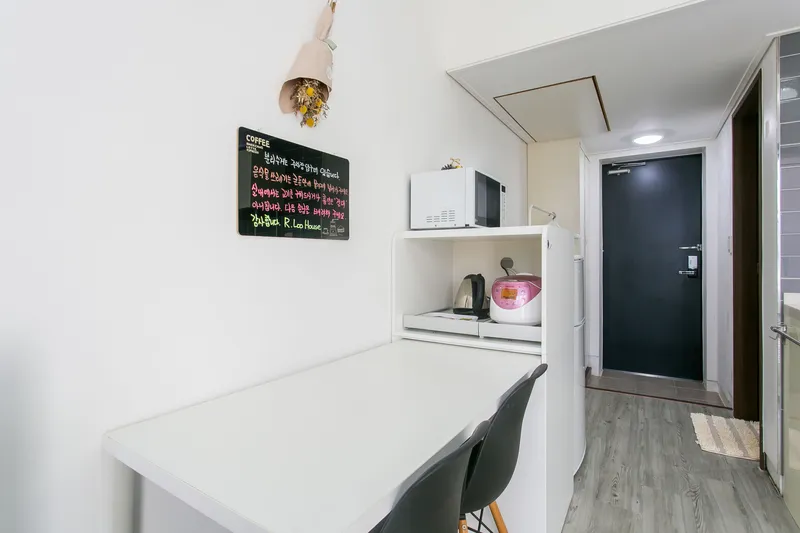 [Seongsan, Seogwipo] One-room house in the countryside with a beautiful garden and terrace, room 102 6