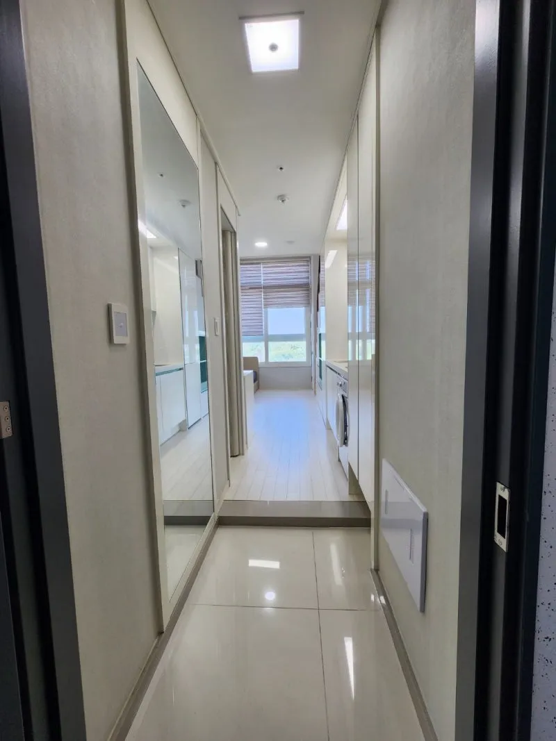[Jinju] 13th floor of newly built officetel with open view through double-glazed windows 2