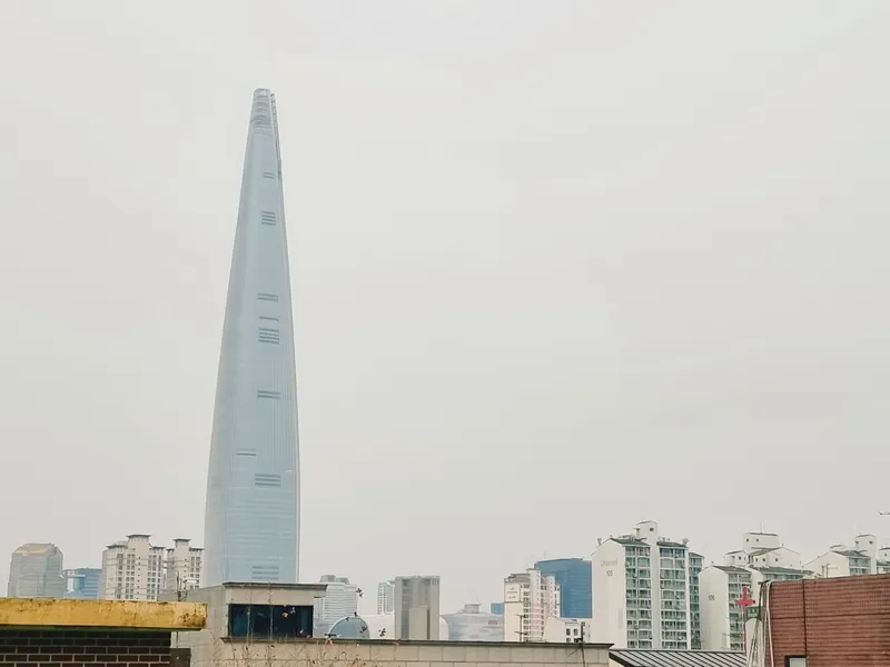 [Songpa, Seoul] Spacious and comfortable new 1-room, 1-living room in front of Heliocity, elevator parking 17