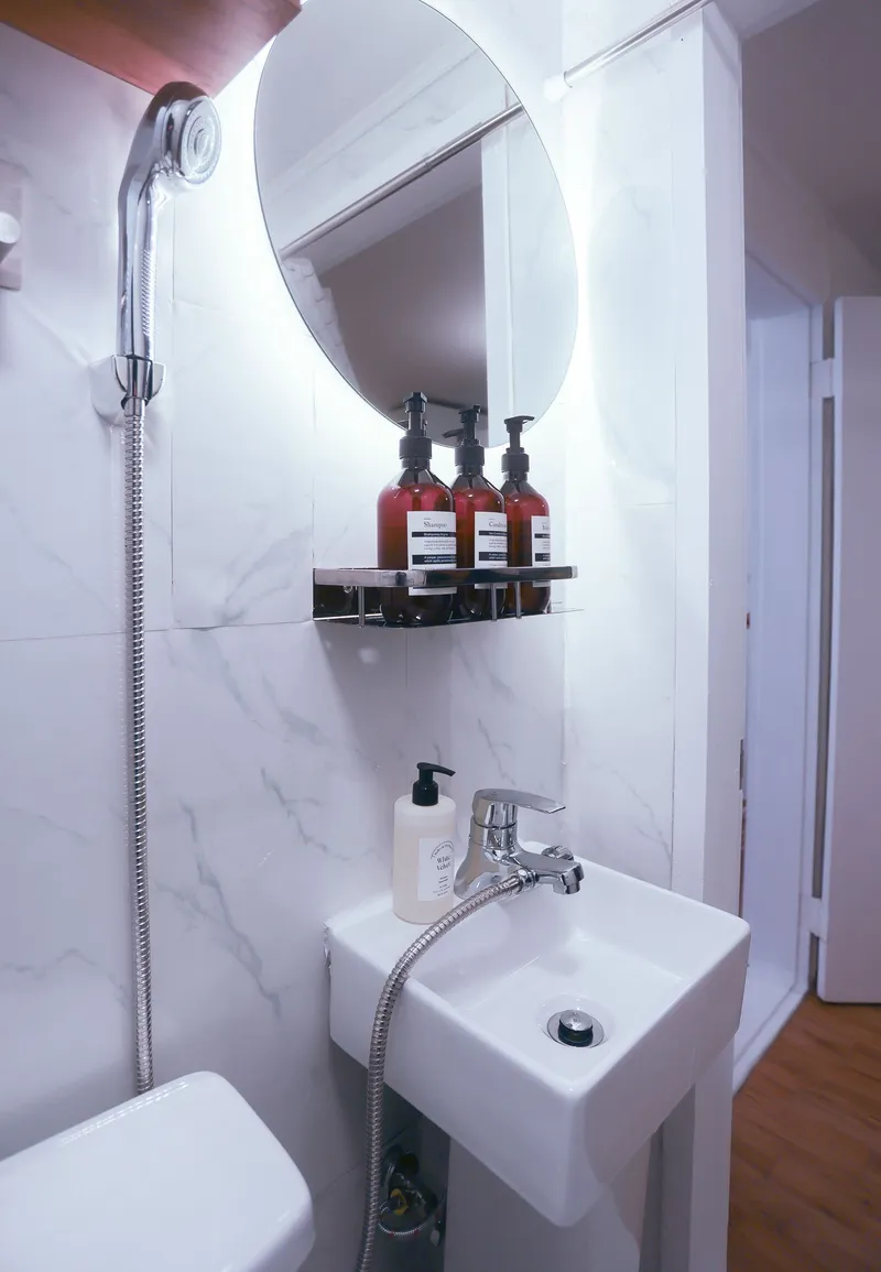 [Mapo, Seoul] 3-minute walk from Ewha Womans University Station, up to 5 people, 3 beds, fully equipped two-room with washing and drying facilities 26