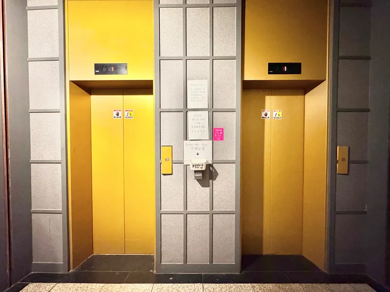 [Suwon][Suwon Yeongtong] 5 min walk from Yeongtong Station/Netflix/Separate one room/Cleaning available/Room 702 14