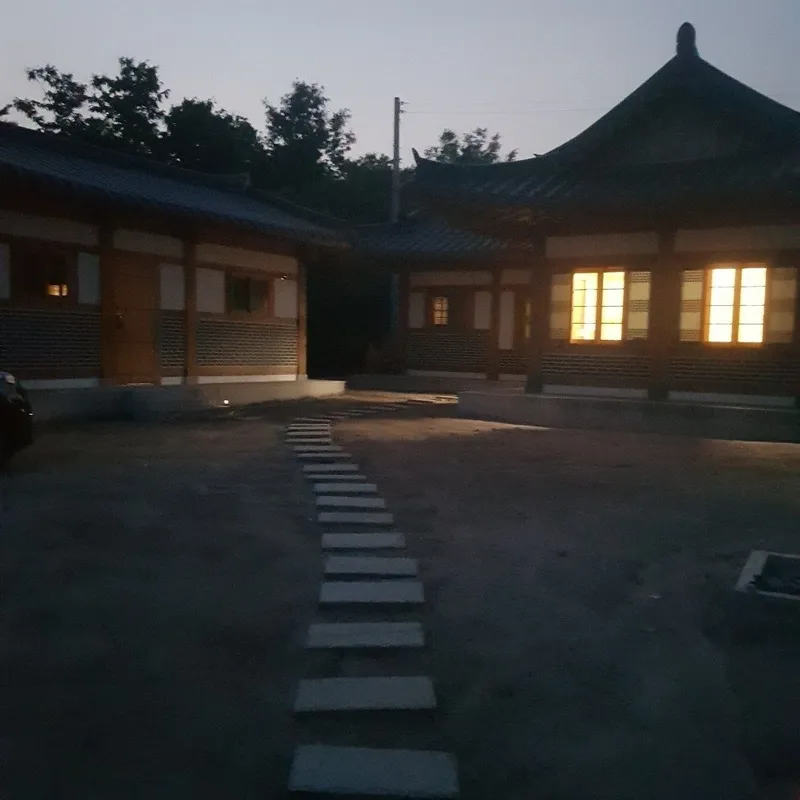[충남 홍성] 남당항 바다가 보이는  한옥 독채 16