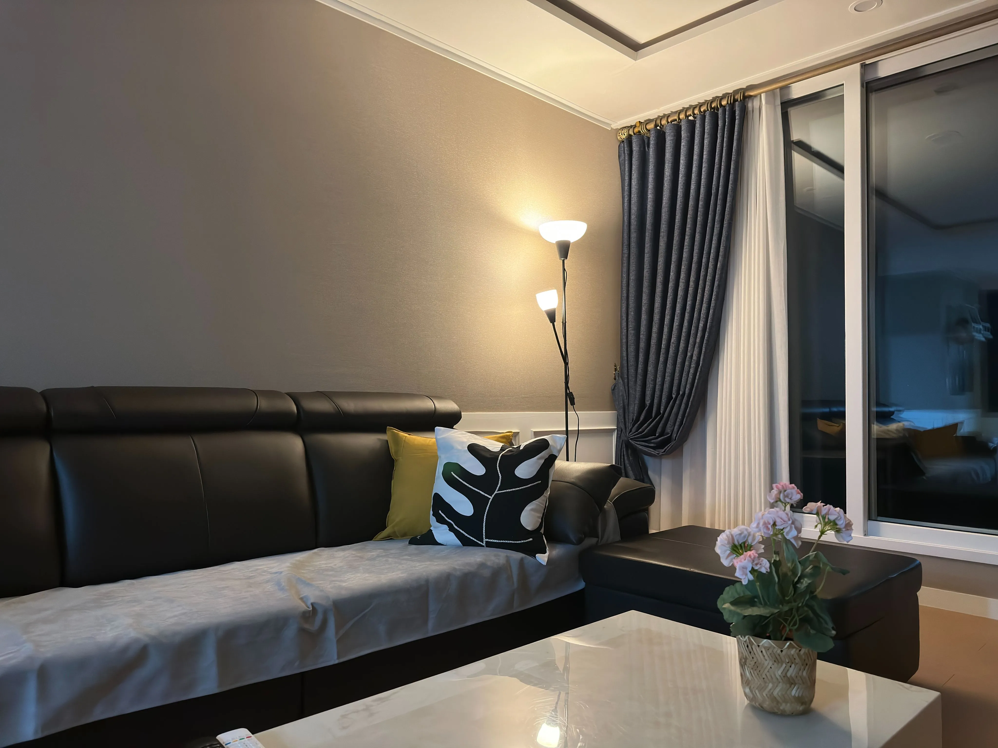 Paengseong-eup Pet-Friendly Three-Bedroom House