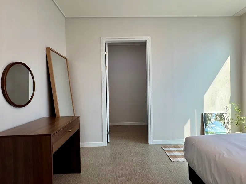 [Yeongjong, Incheon] 5 minutes from Yeongjong Unseo Station, 3 rooms/2 bathrooms, hotel bedding, convenience store 30s 2