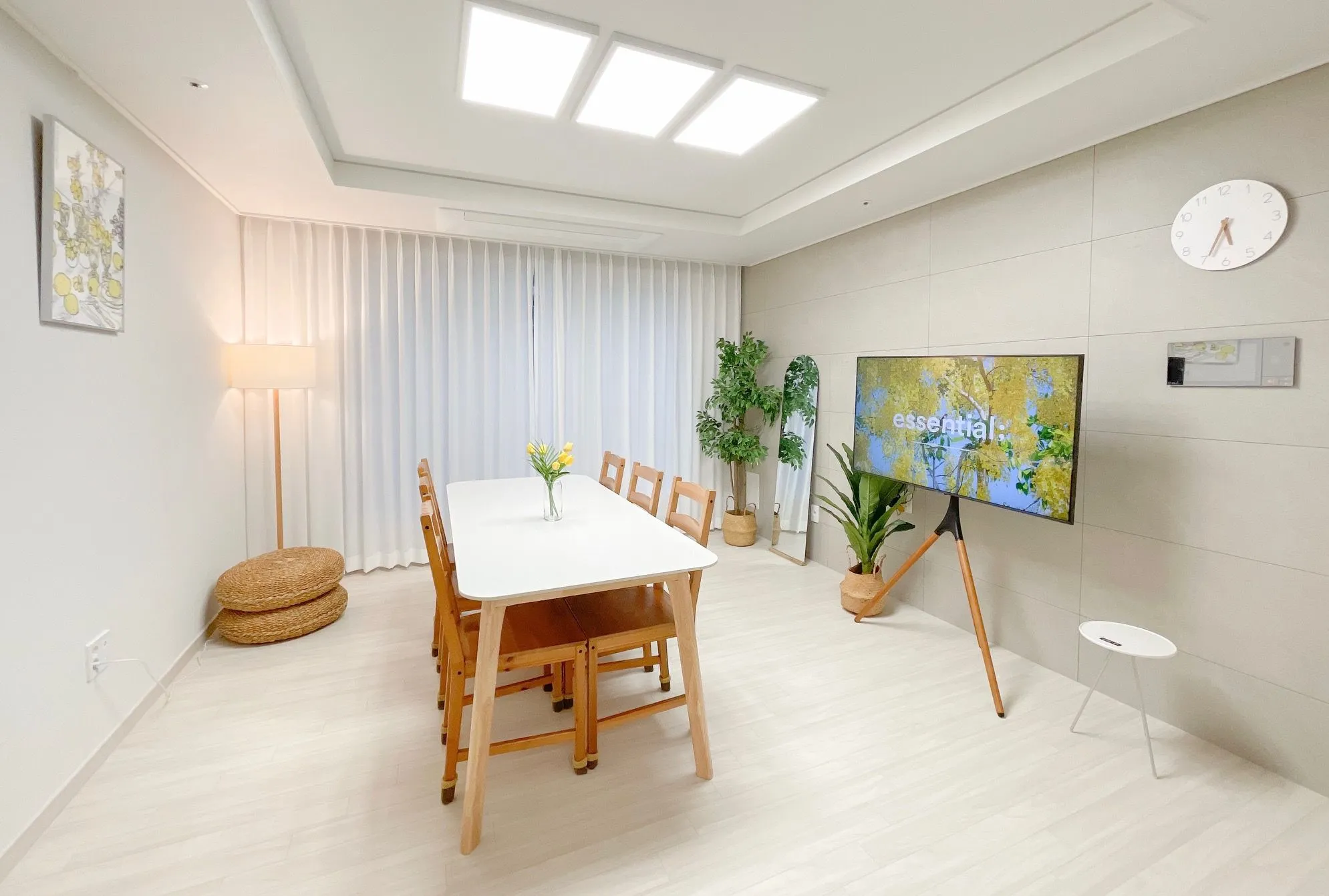 Pungse-myeon Forest Three-Bedroom Apartment