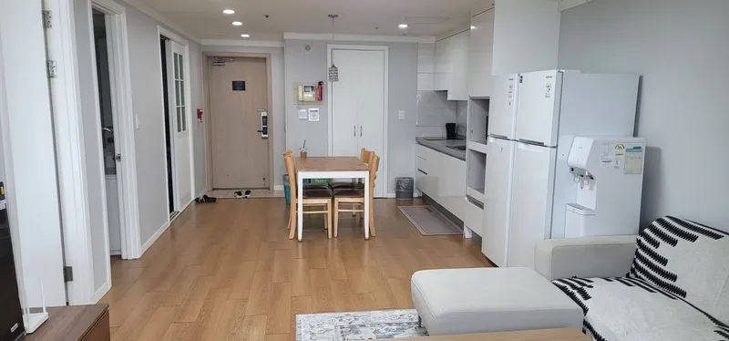 [Seocho, Seoul] 3 minutes from Gangnam Station, across from Samsung Town 13