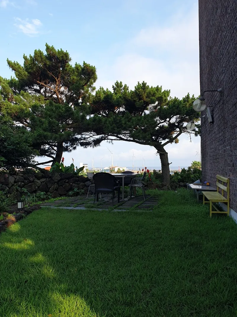 [Hallim, Jeju] (Aewol/Hanlim) The sea is a 5-minute walk away #OceanView #FieldWallView #4thFloorTwoRoomApartment #FootPedestrian~ 35