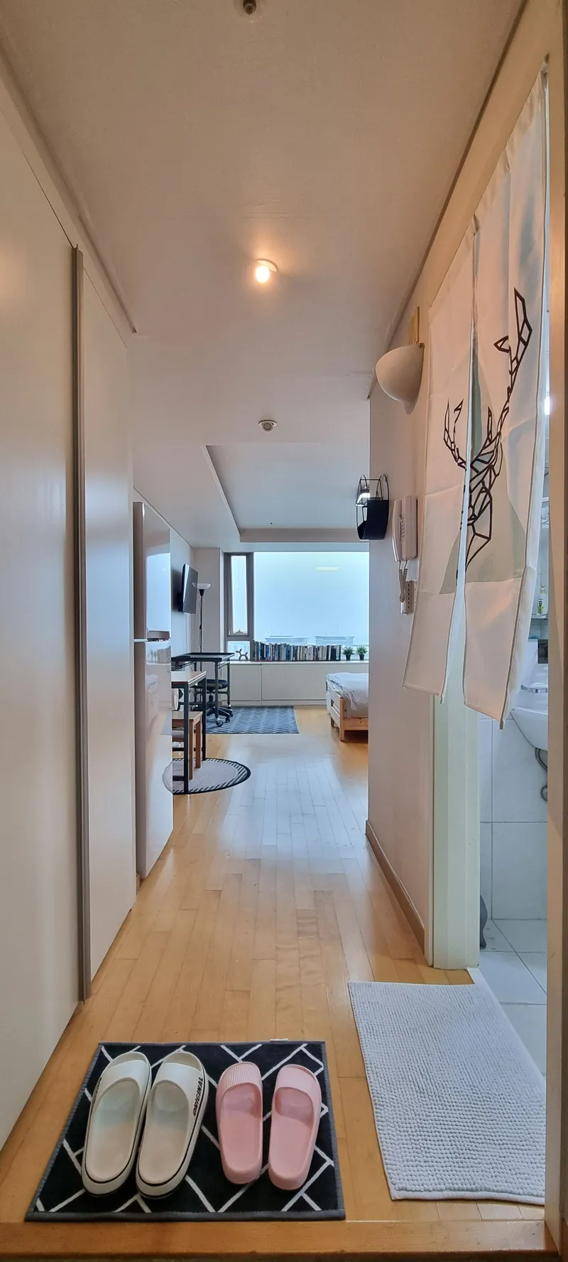 [인천 영종] 인천공항 LOVELY STUDIO 12 13