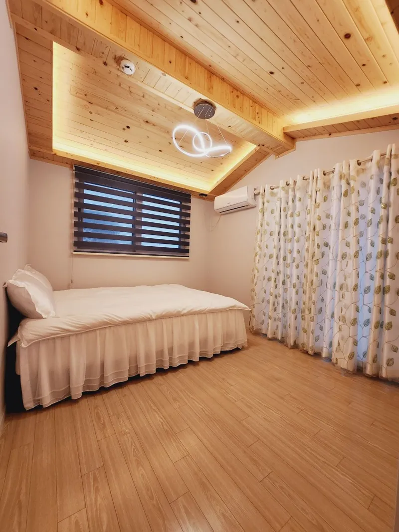 [Gujwa, Jeju] 500-pyeong Garden, Duplex, Hinoki, Fireplace, Steam Room, Barbecue #104 13