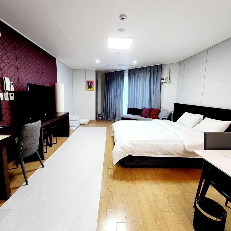 [Gangneung] Living for a month, 1 minute from the beach, clean and spacious 11 pyeong 5