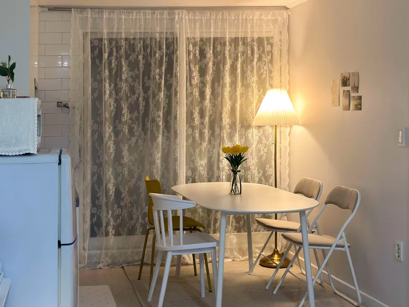 [Gangnam, Seoul] Daechi Academy Street Quiet Two-Room Cozy Accommodation - Room 102 19
