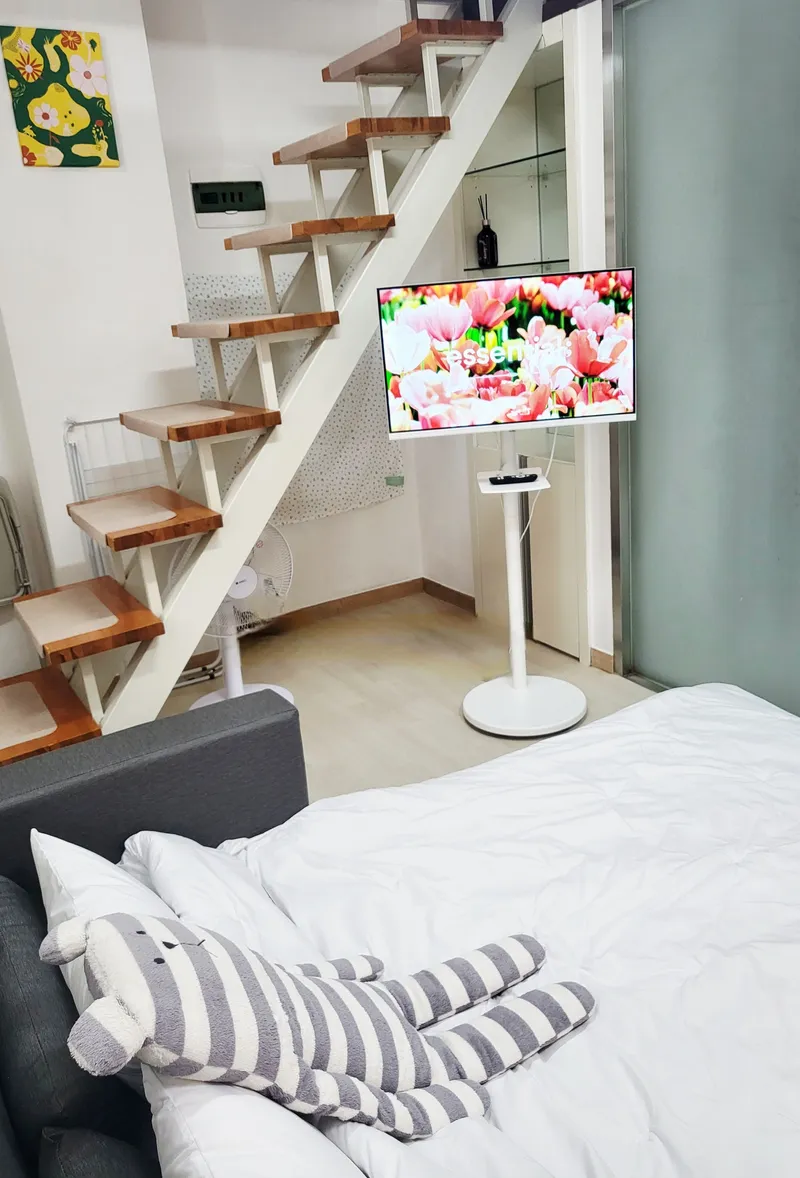 [Gangseo, Seoul] Airport, Deungchon, 1-minute walk from Gangnam Line 9 Station, accommodates 4 people 5