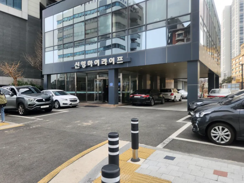 [강원 속초] 해수욕장 도보1분, 설악산뷰 바다코너링 고층,퀸침대2개 43