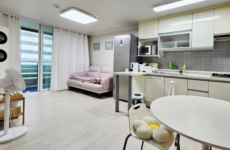 [Cheongju] Cozy two-room apartment near the IC 6