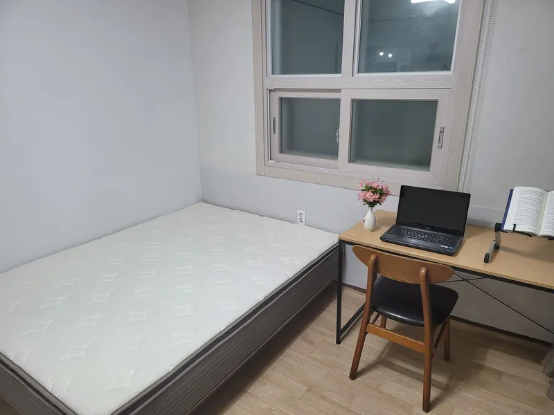 [부산 부산진][지하철부암역5분거리][방3거실주방1욕실1][무료전용주차] 102호 9