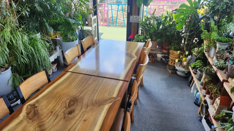 [Aewol, Jeju] Fantastic Landscape 30-Pyeong Detached House with Indoor Plant Garden and Fireplace 9