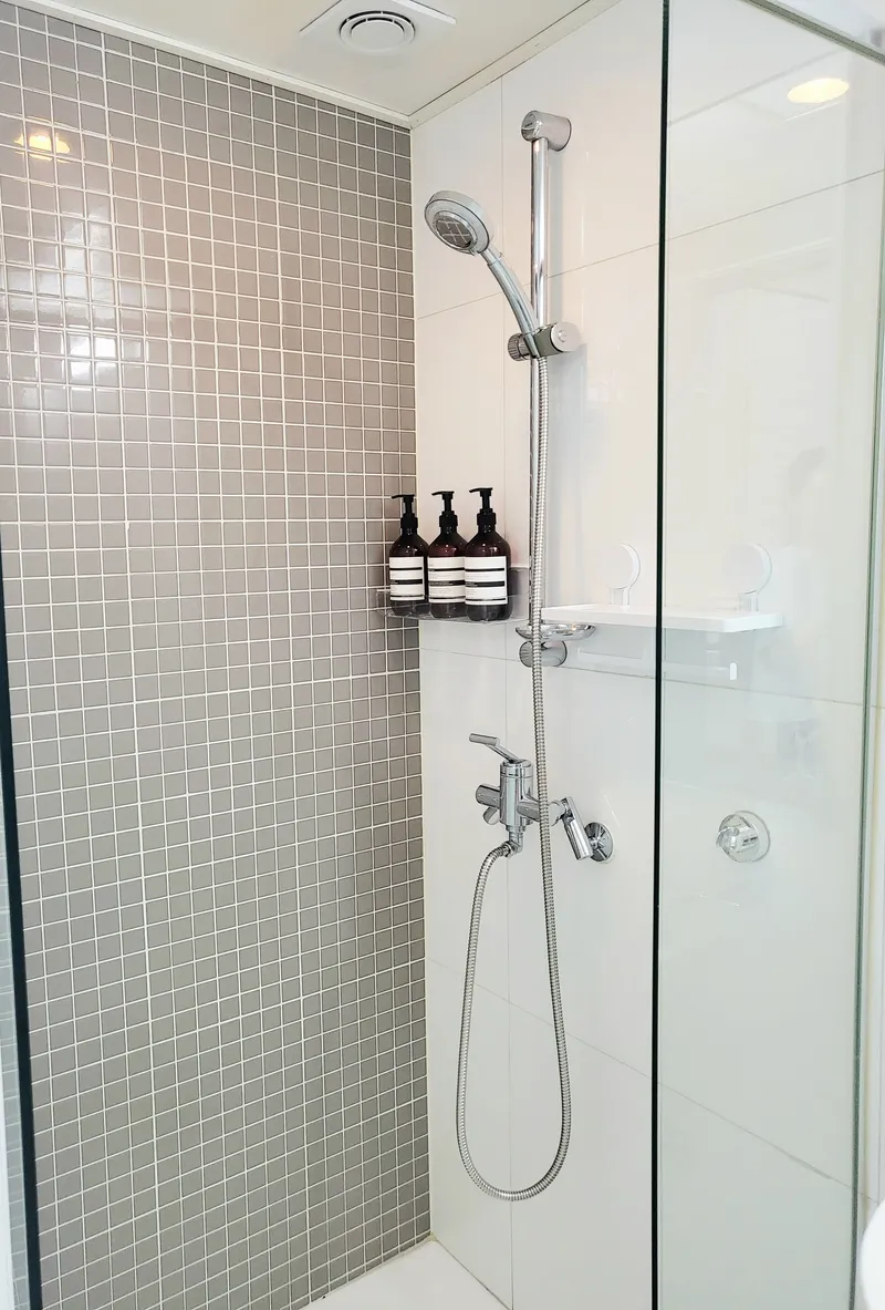 [Gangseo, Seoul] Airport, Deungchon, 1-minute walk from Gangnam Line 9 Station, accommodates 4 people 7