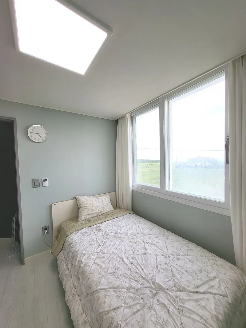 [Aewol, Jeju] A detached townhouse with a jacuzzi overlooking the nearby sea, coastal road 1 19