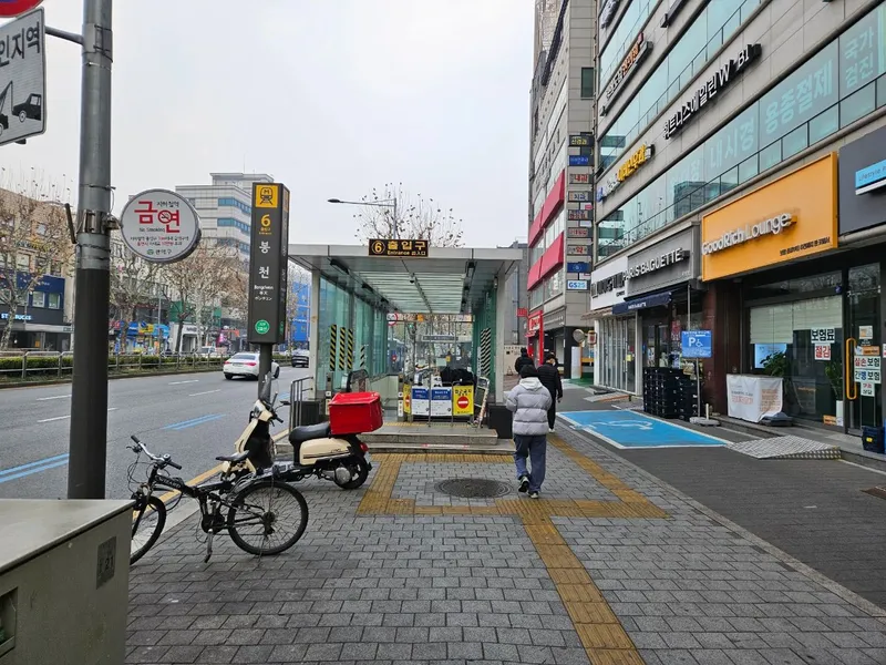 [Gwanak, Seoul] 40 pyeong apartment, 4 large rooms, 1 large living room 35
