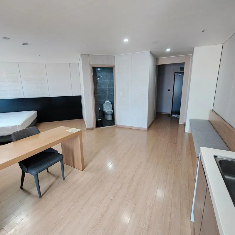 [Gangneung] 20 pyeong large room right in front of the beach 13