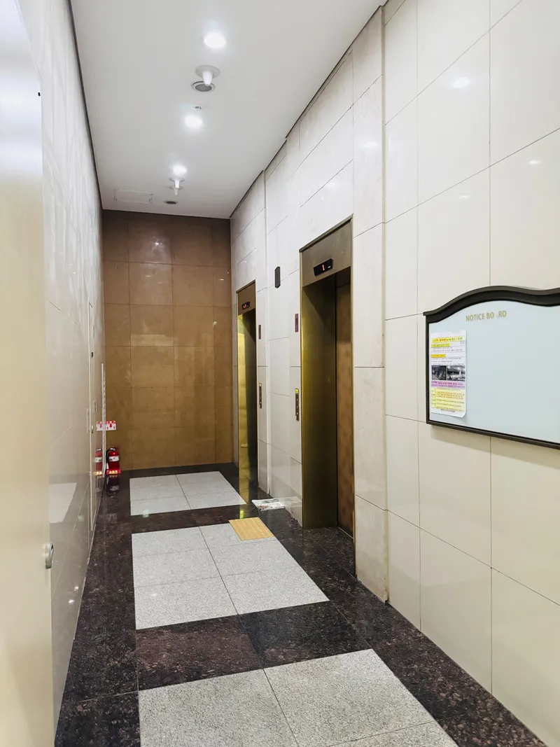 [Seongnam] 5 minutes walk from Jeongja Station! Pangyo Station, Jeongja-dong hot place location! 22