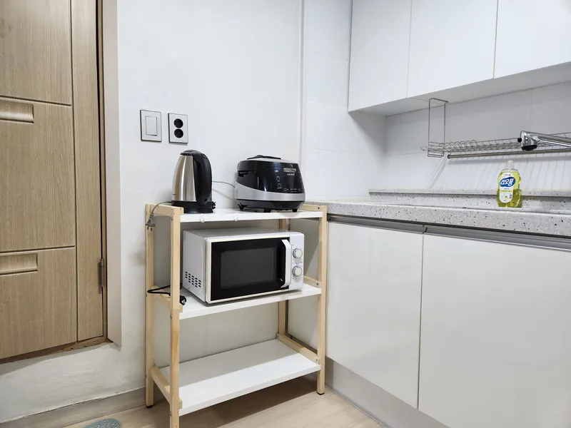 [Guro, Seoul] Gocheok Sky Dome, 7 minutes walk from Gaebong Station on Line 1. Parking available in front of Yeongdeungpo Department Store. 10