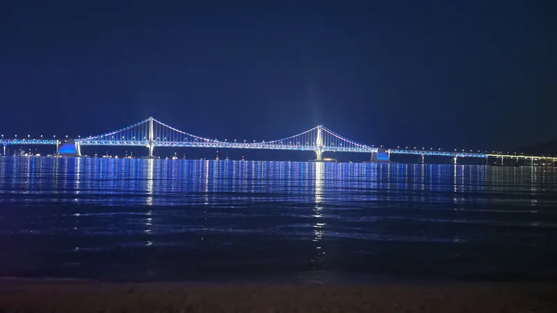 [부산 수영] 광안리바다 해수욕장 1분 + 밀락더마켓 앞 23